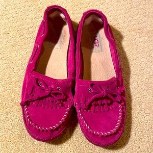 Ugg moccasins size 5